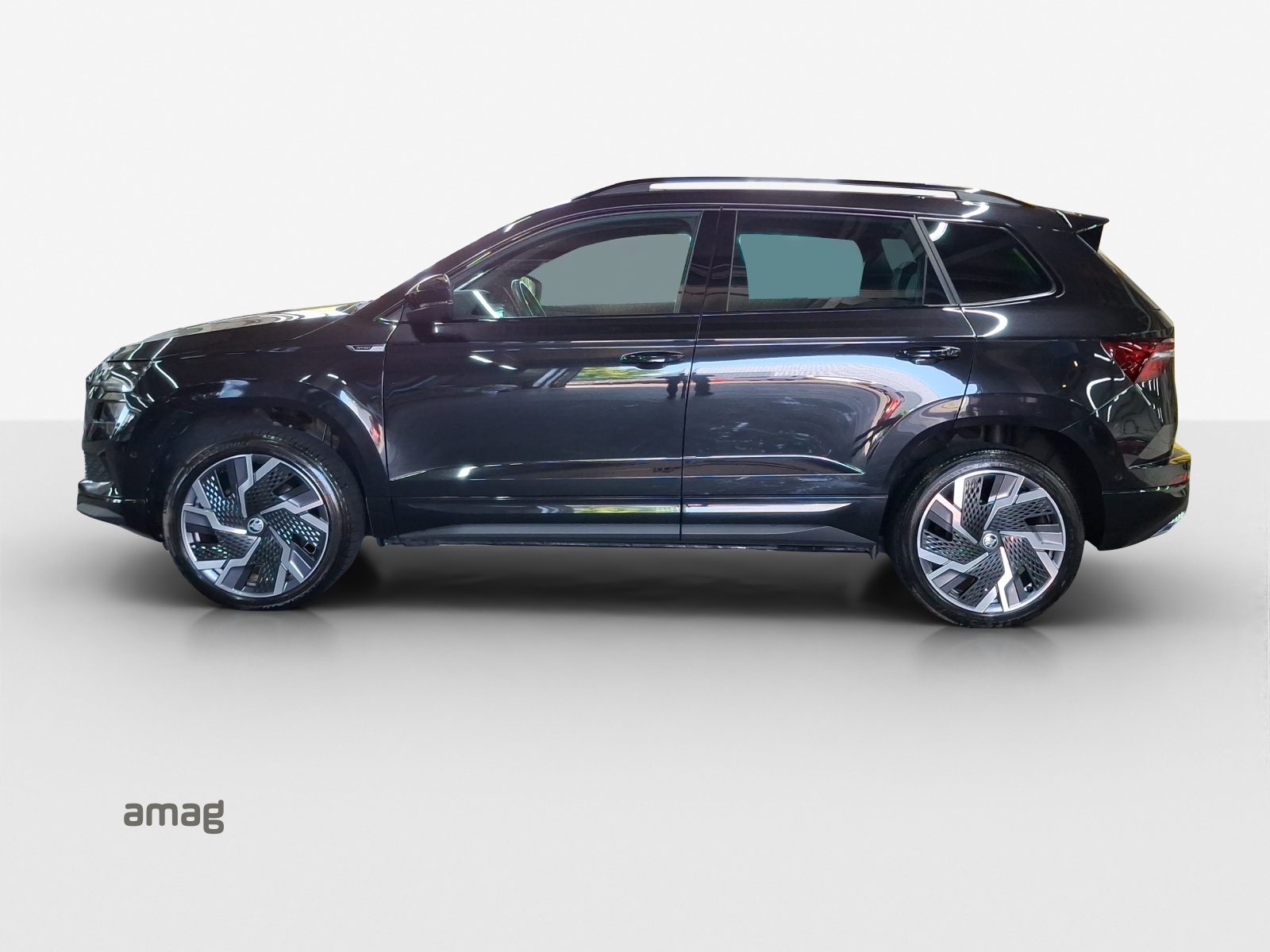 SKODA Karoq 2.0 TSI SportLine 4x4 DSG-image-1