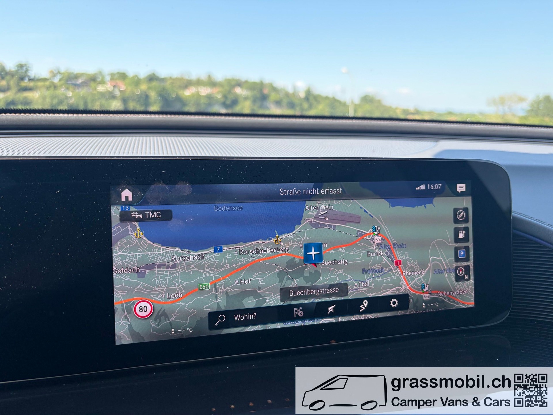 MERCEDES-BENZ EQC 400 4Matic EQ Star-image-11
