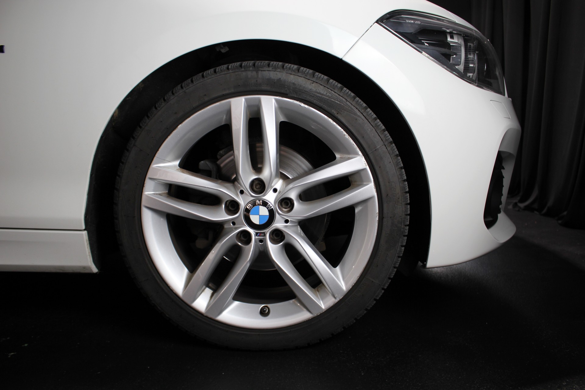 BMW 120d xDrive M Sport Steptronic-image-12