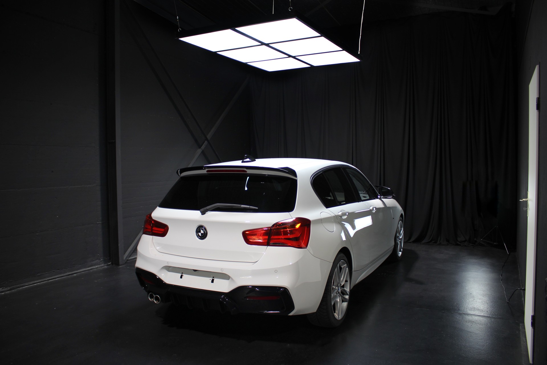 BMW 120d xDrive M Sport Steptronic-image-6
