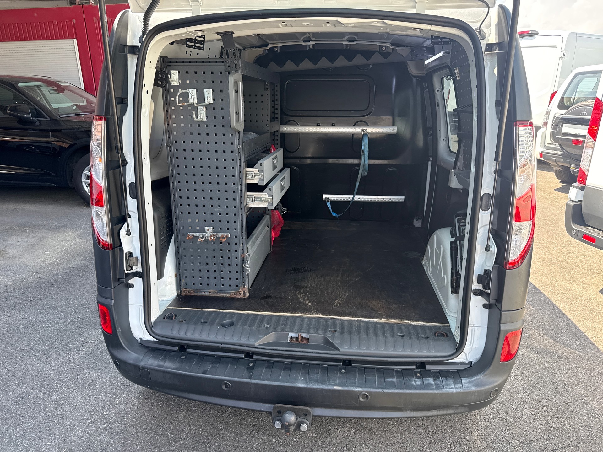 RENAULT Kangoo Medium dCi 95 ENERGY Business-image-9