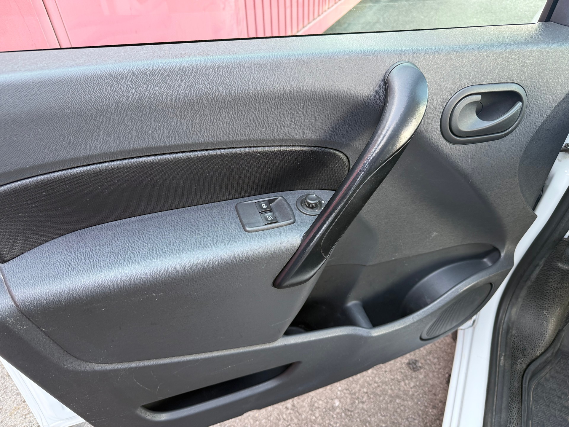 RENAULT Kangoo Medium dCi 95 ENERGY Business-image-5