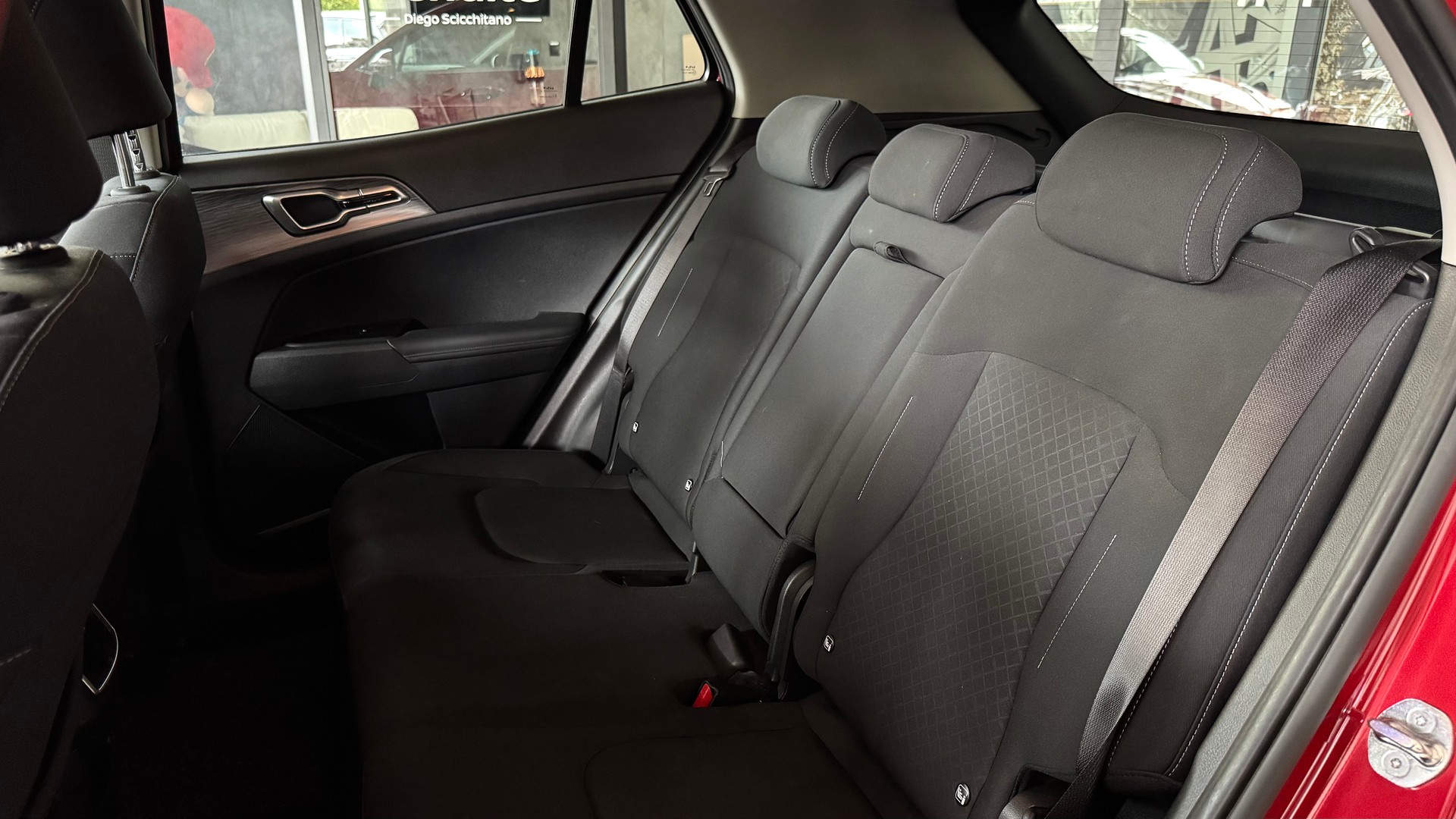 KIA Sportage 1.6T-GDi MHEV-image-10