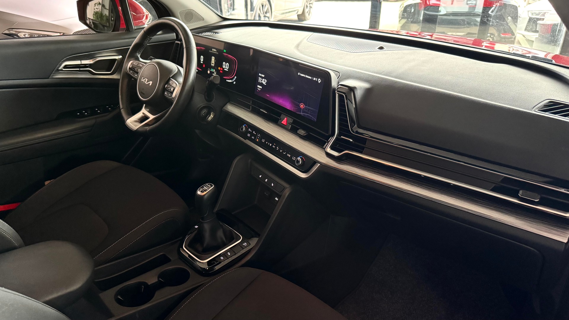 KIA Sportage 1.6T-GDi MHEV-image-12