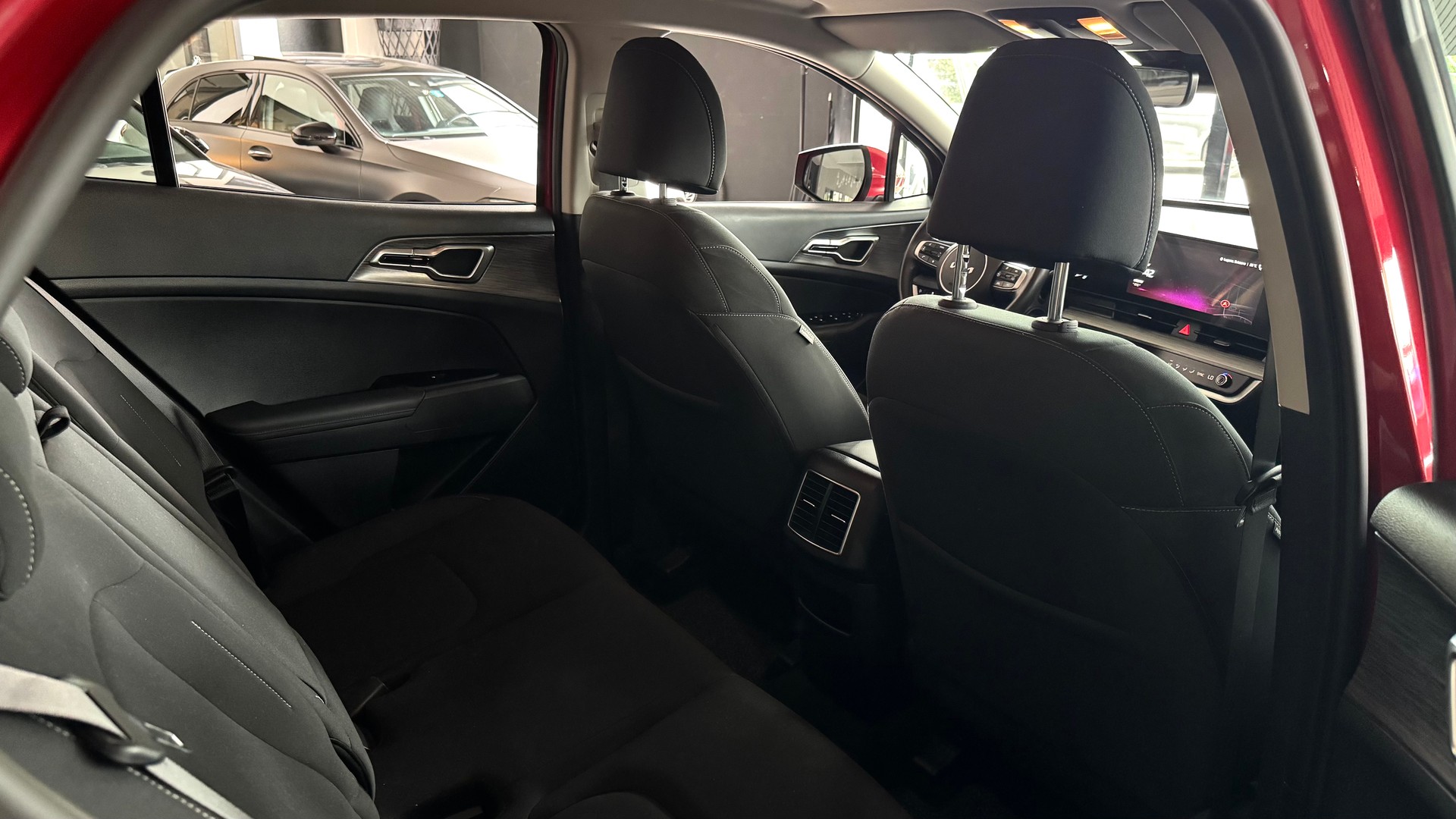 KIA Sportage 1.6T-GDi MHEV-image-11