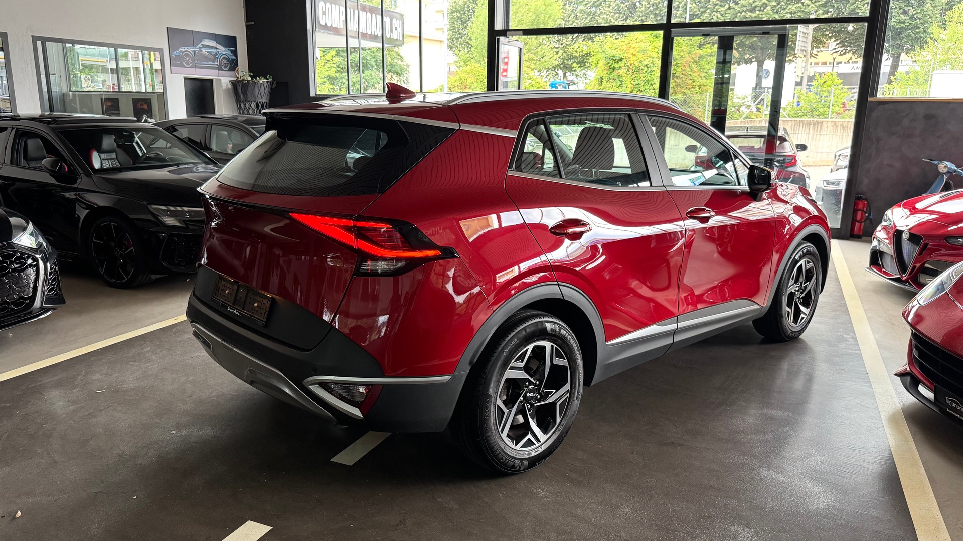 KIA Sportage 1.6T-GDi MHEV-image-15
