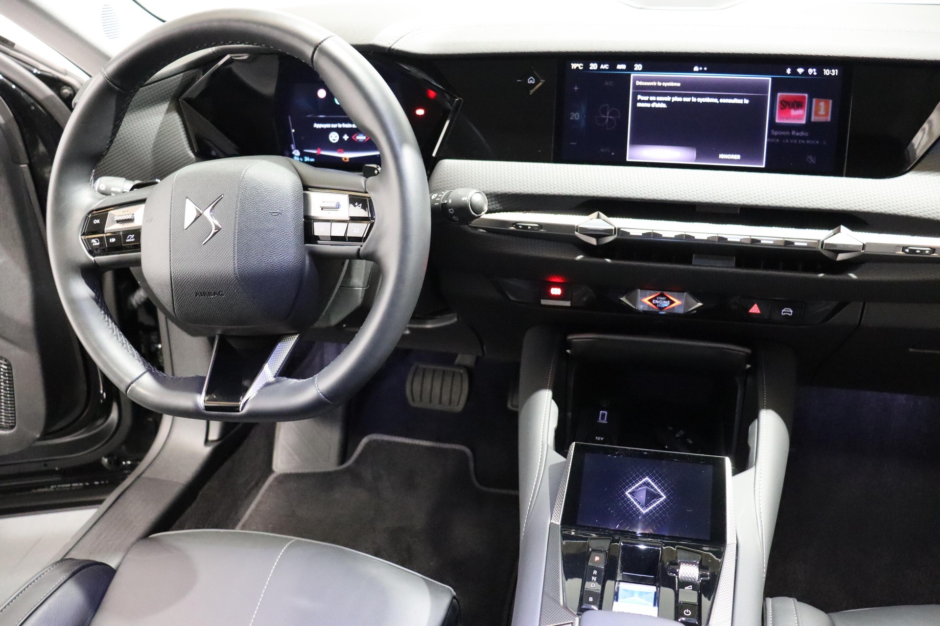 DS AUTOMOBILES 4 1.6 E-Tense Cross Rivoli-image-7