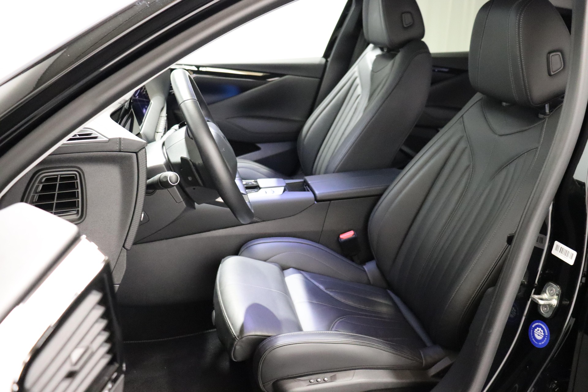 DS AUTOMOBILES 4 1.6 E-Tense Cross Rivoli-image-4