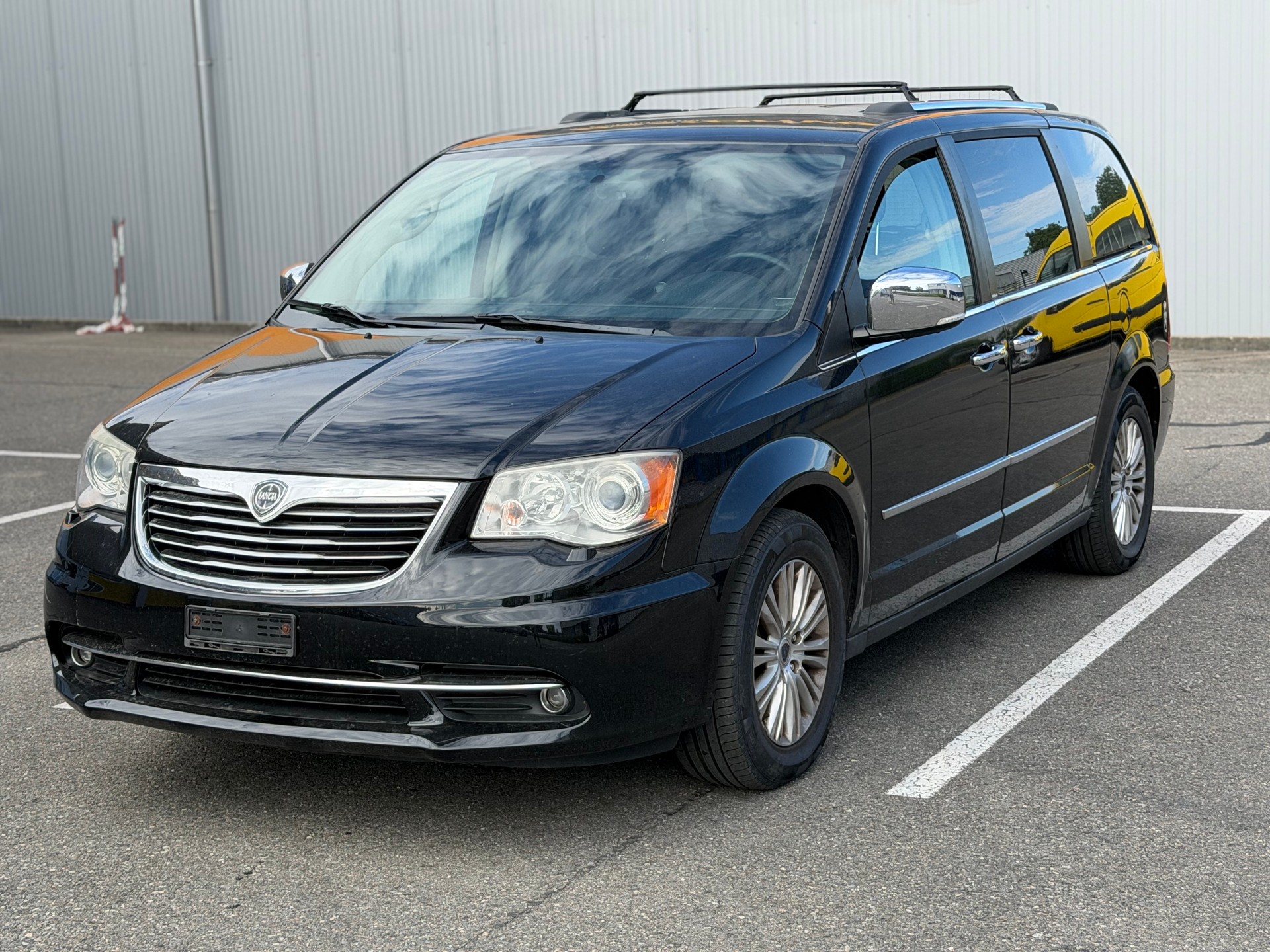 LANCIA Voyager 3.6 V6 Platinum Automatic-image-0