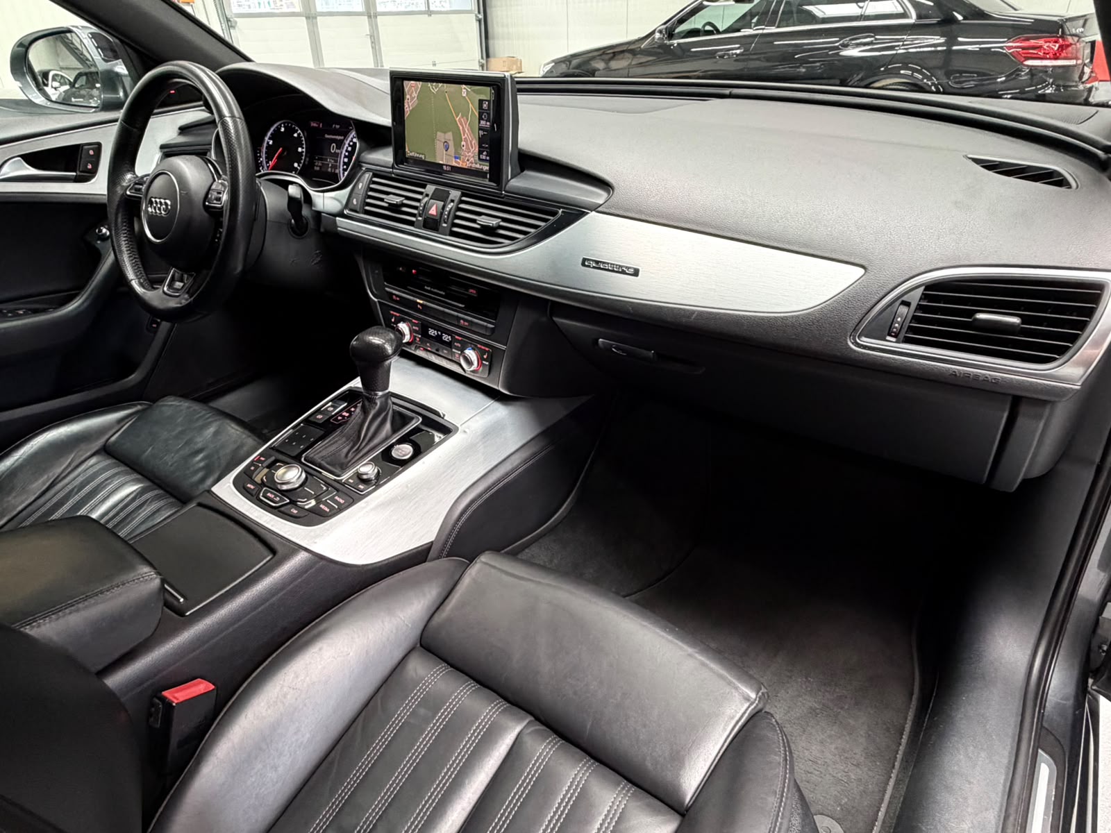 AUDI A6 Avant 3.0 BiTDI V6 quattro tiptronic-image-27