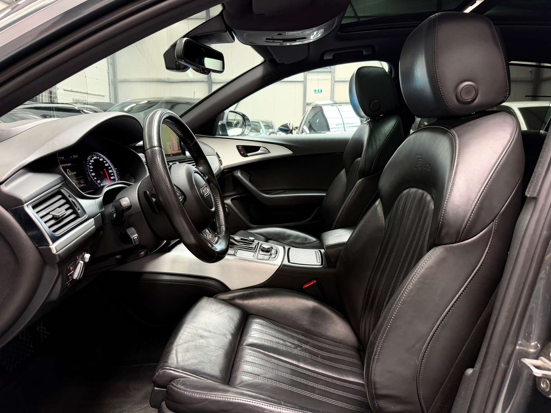 AUDI A6 Avant 3.0 BiTDI V6 quattro tiptronic-image-18