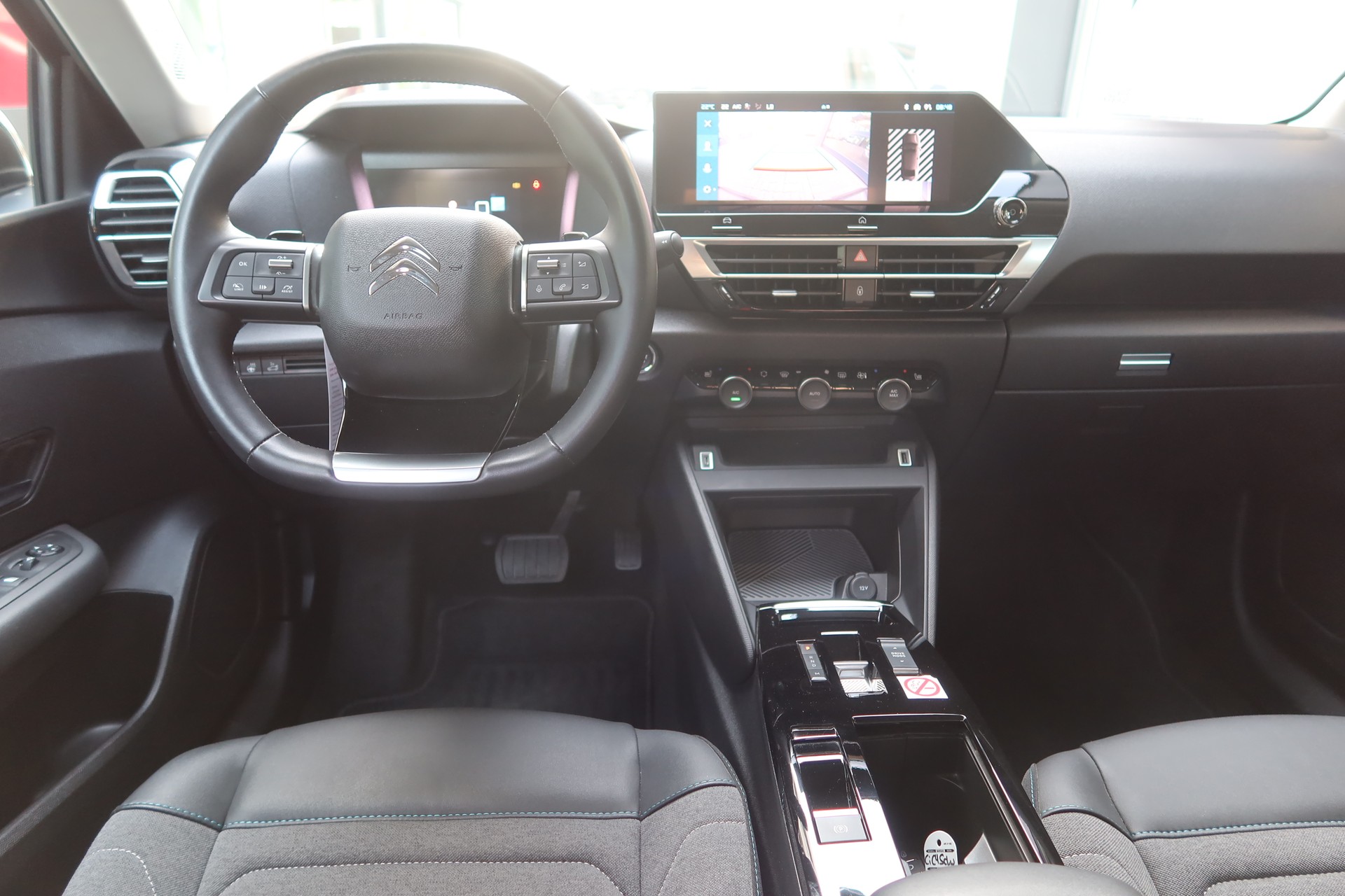 CITROEN C4 X 1.2 PureT Swiss Ed.-image-8