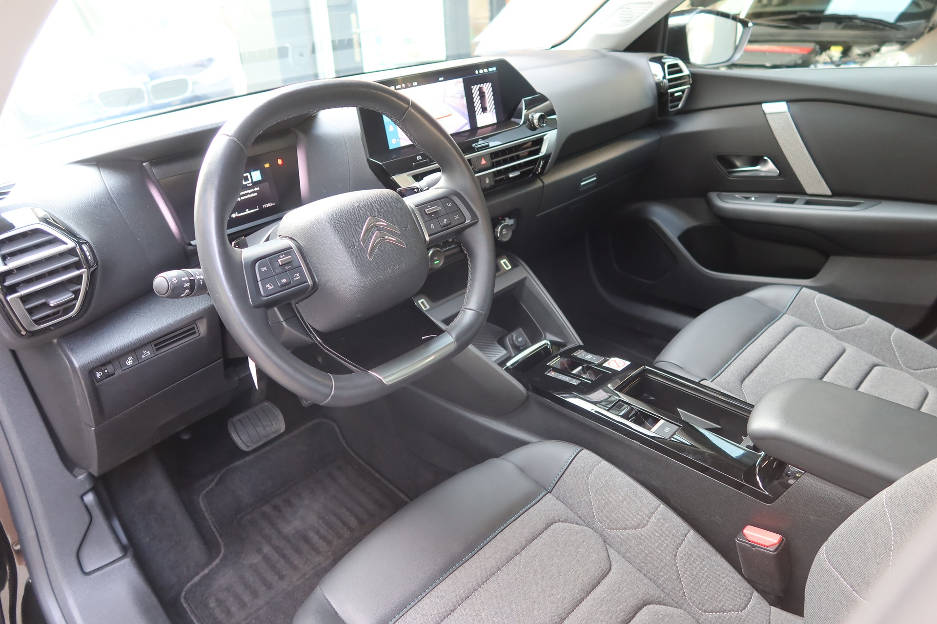 CITROEN C4 X 1.2 PureT Swiss Ed.-image-7