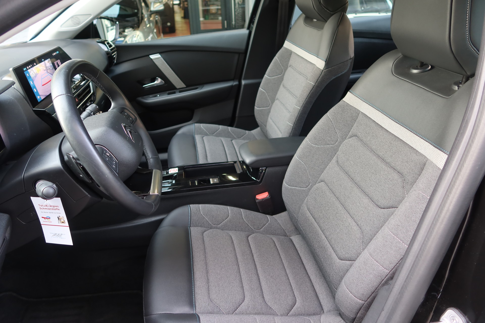 CITROEN C4 X 1.2 PureT Swiss Ed.-image-9
