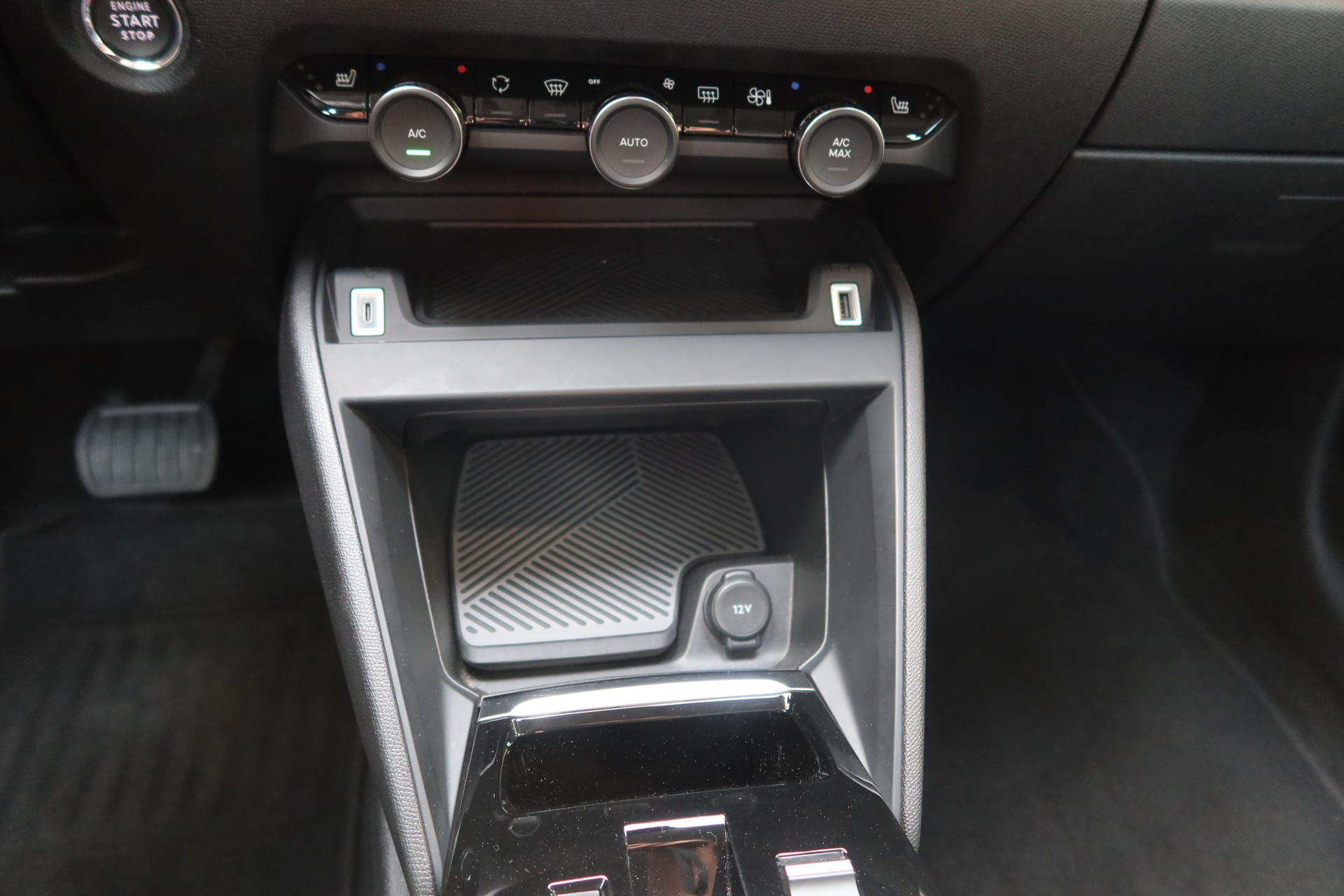 CITROEN C4 X 1.2 PureT Swiss Ed.-image-13