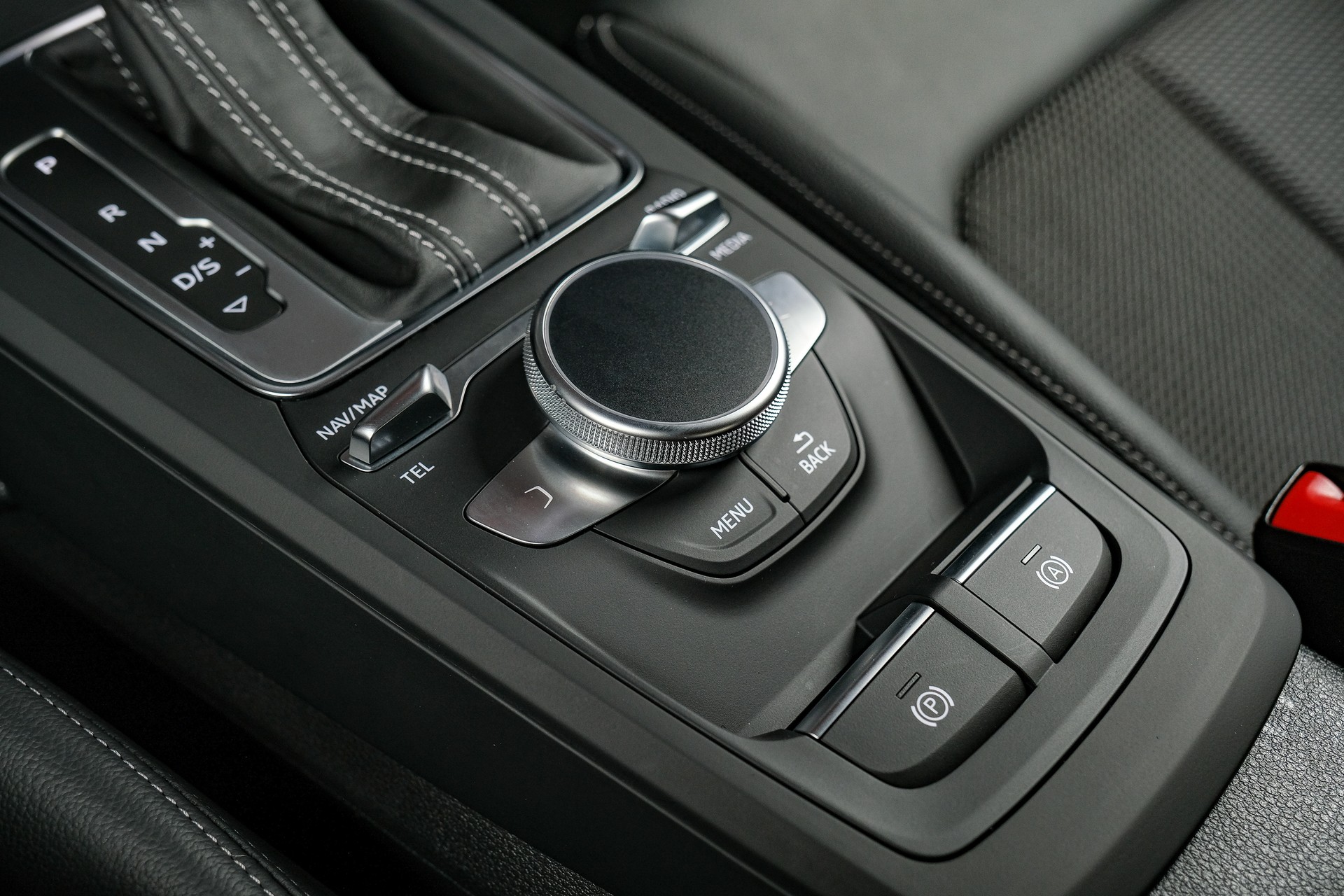 AUDI Q2 35 TFSI S line S-tronic-image-20