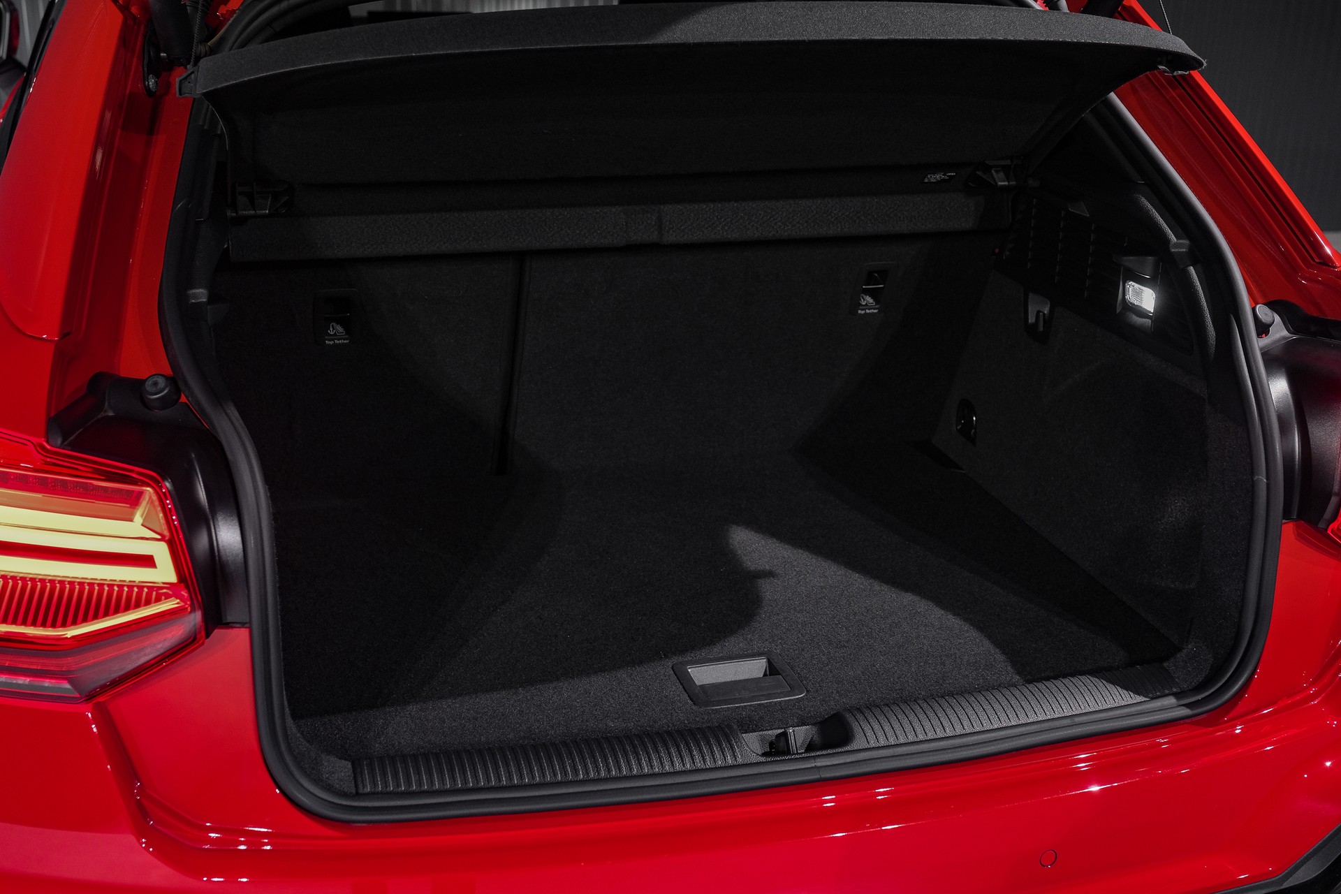 AUDI Q2 35 TFSI S line S-tronic-image-23