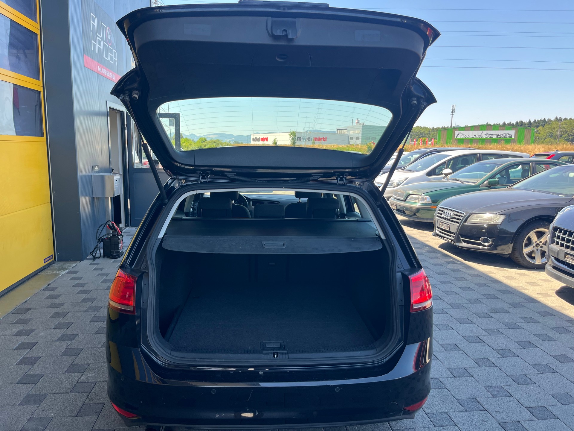 VW Golf Variant 1.4 TSI Lounge DSG-image-7