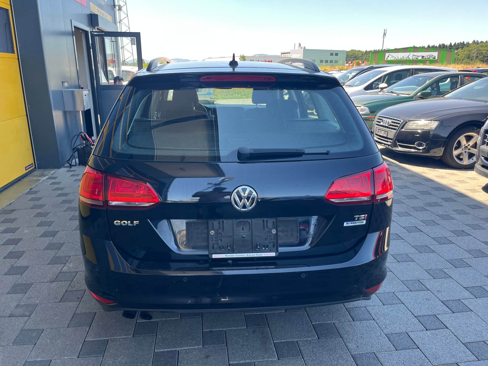 VW Golf Variant 1.4 TSI Lounge DSG-image-4