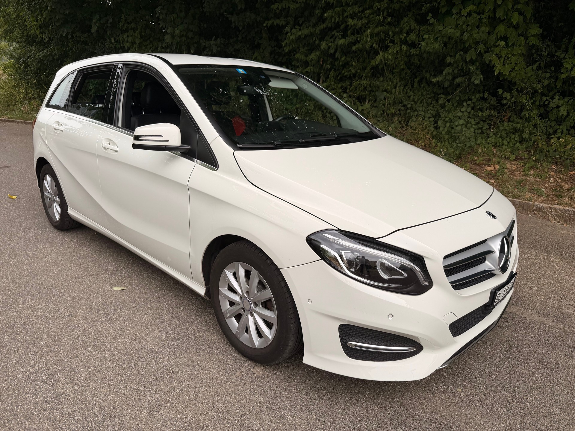 MERCEDES-BENZ B Klasse-image-0