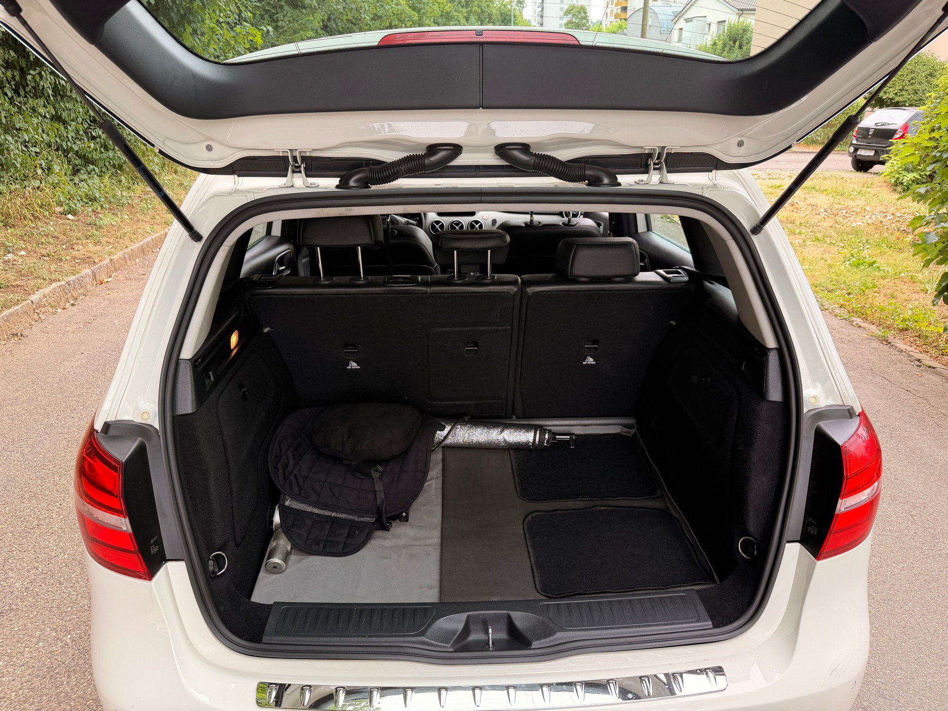 MERCEDES-BENZ B Klasse-image-4