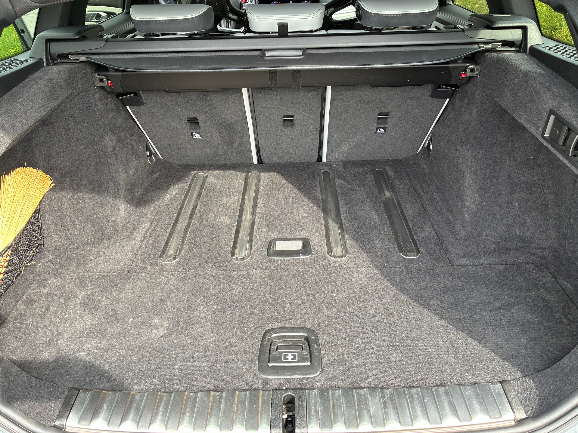BMW M3 Competition xDrive-image-5
