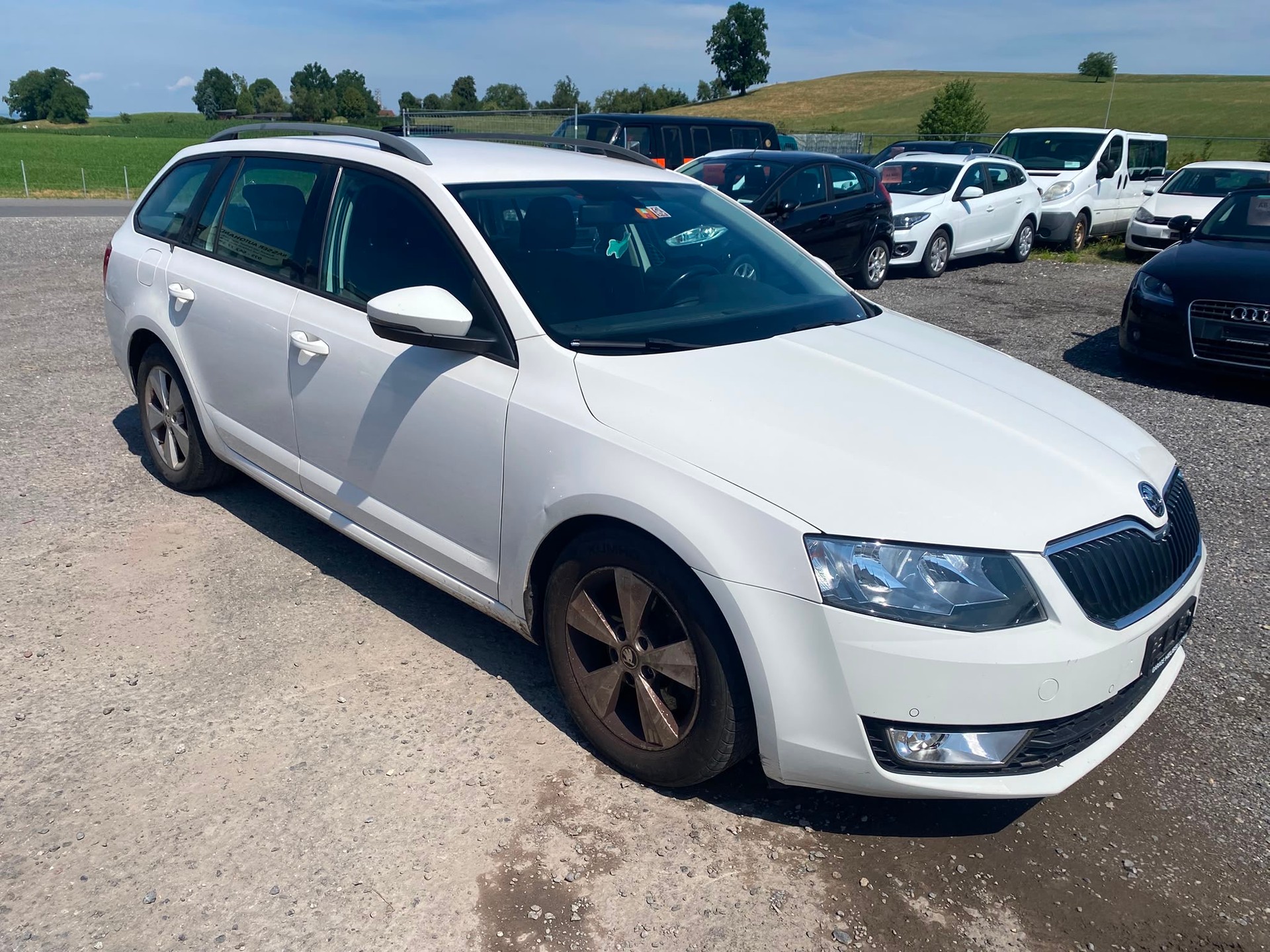 SKODA Octavia Combi 1.8 TSI Ambition 4x4 DSG-image-0