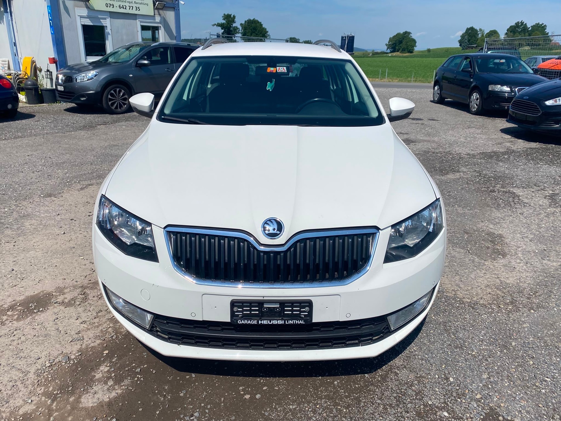 SKODA Octavia Combi 1.8 TSI Ambition 4x4 DSG-image-2