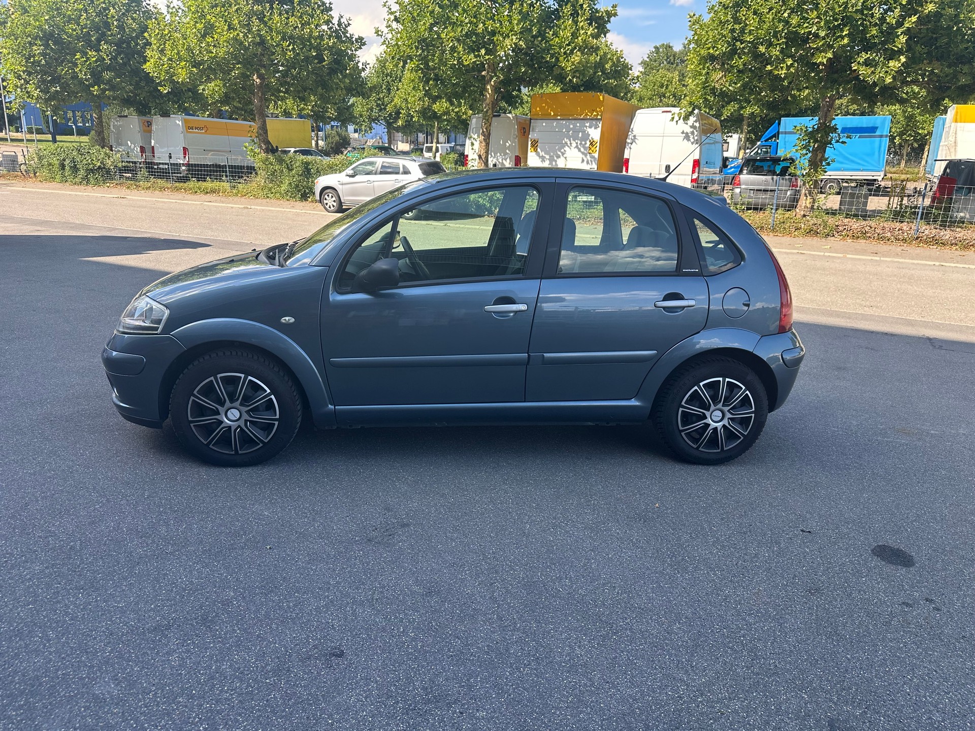 CITROEN C3 1.4i Exclusive-image-1