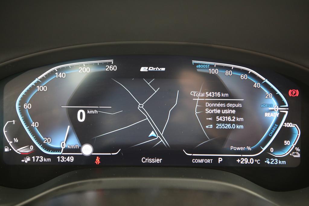BMW X3 30e xDrive-image-18