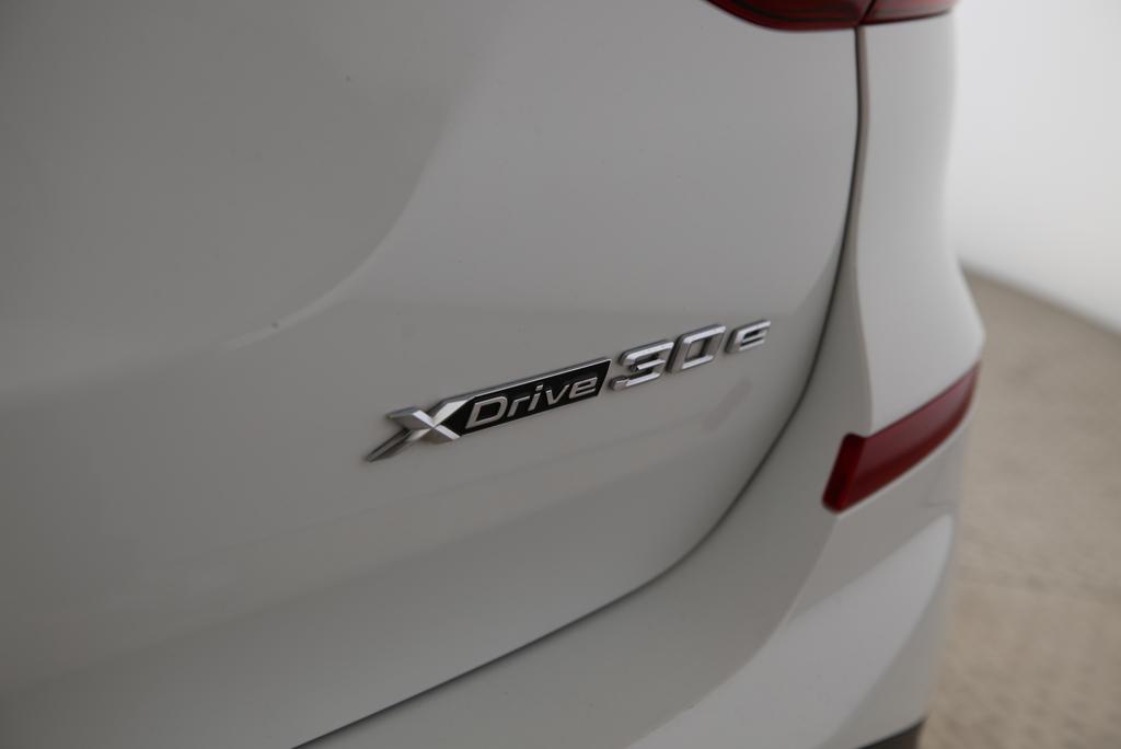 BMW X3 30e xDrive-image-16