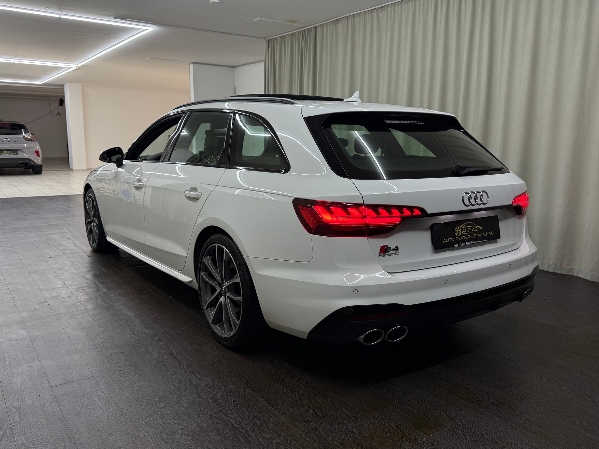 AUDI S4 Avant 3.0 TDI quattro tiptronic-image-5