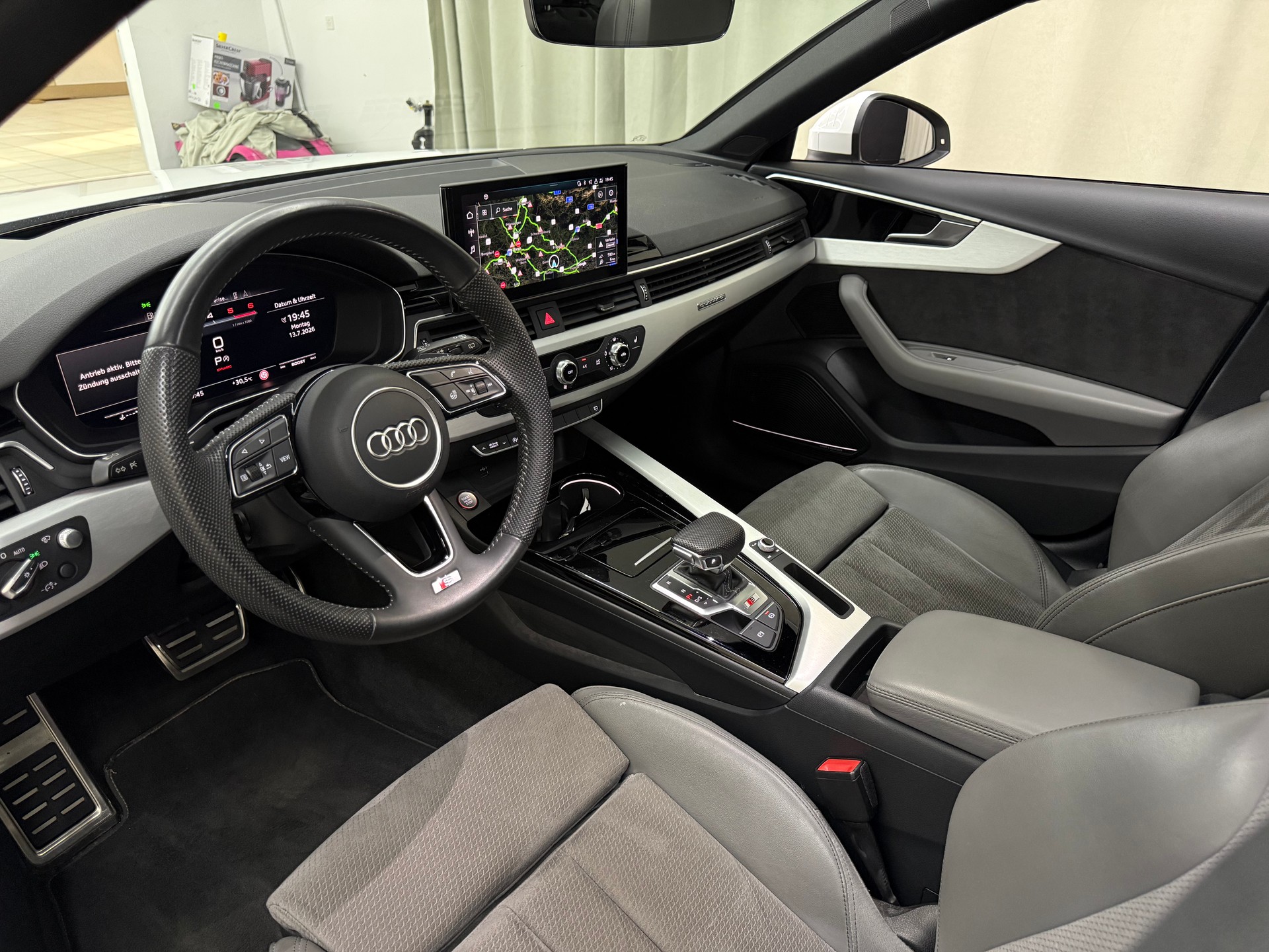 AUDI S4 Avant 3.0 TDI quattro tiptronic-image-9