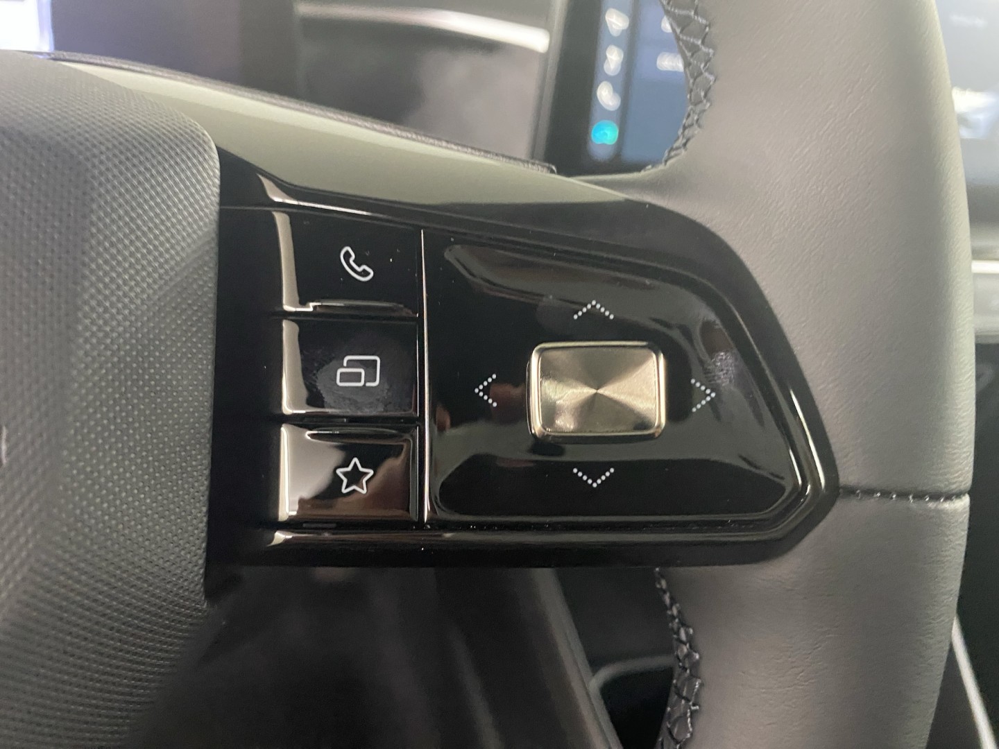 MG 3 1.5 Hybrid Luxury Aut.-image-11