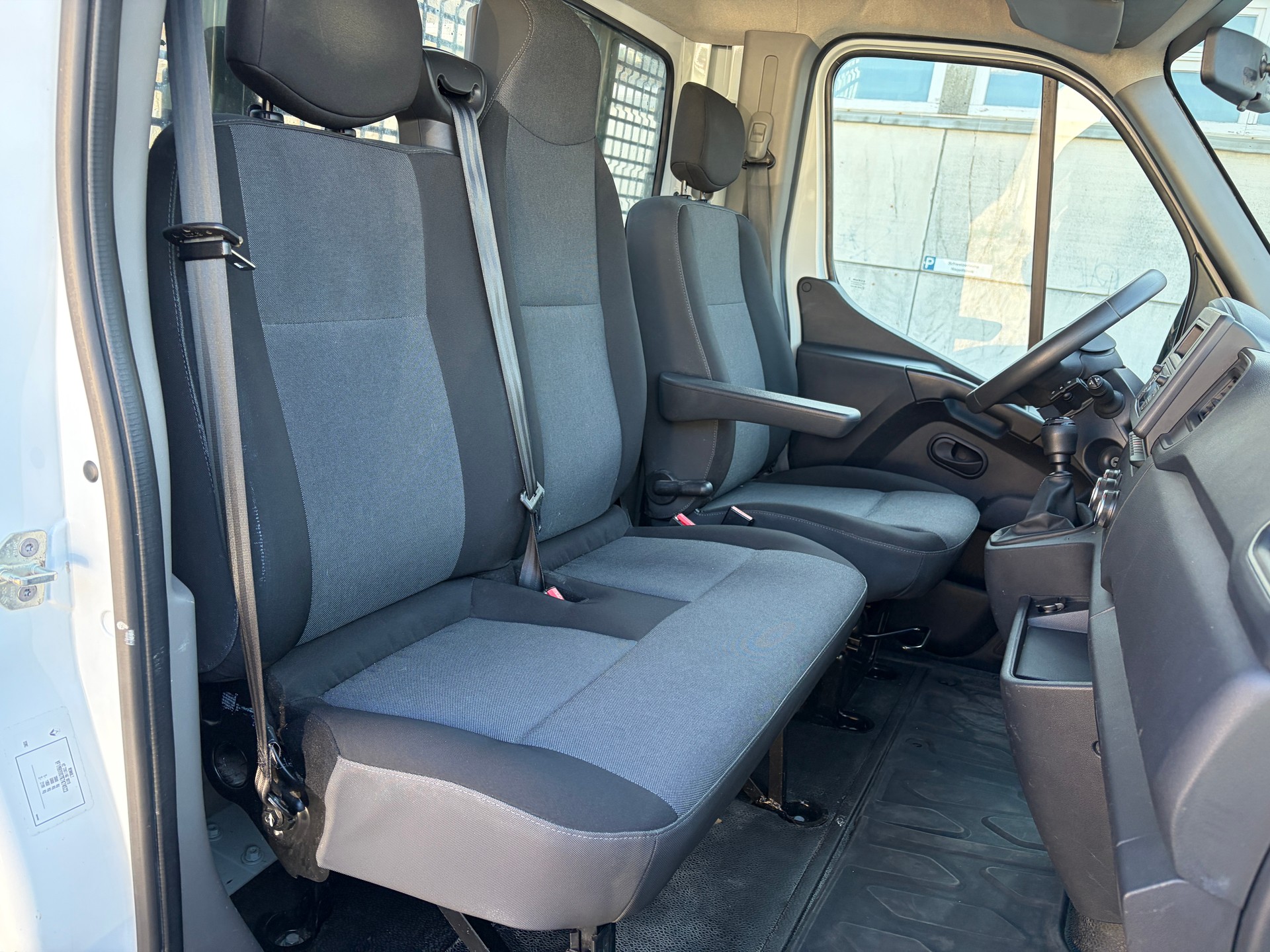 RENAULT Master T35 dCi150 L2-image-9