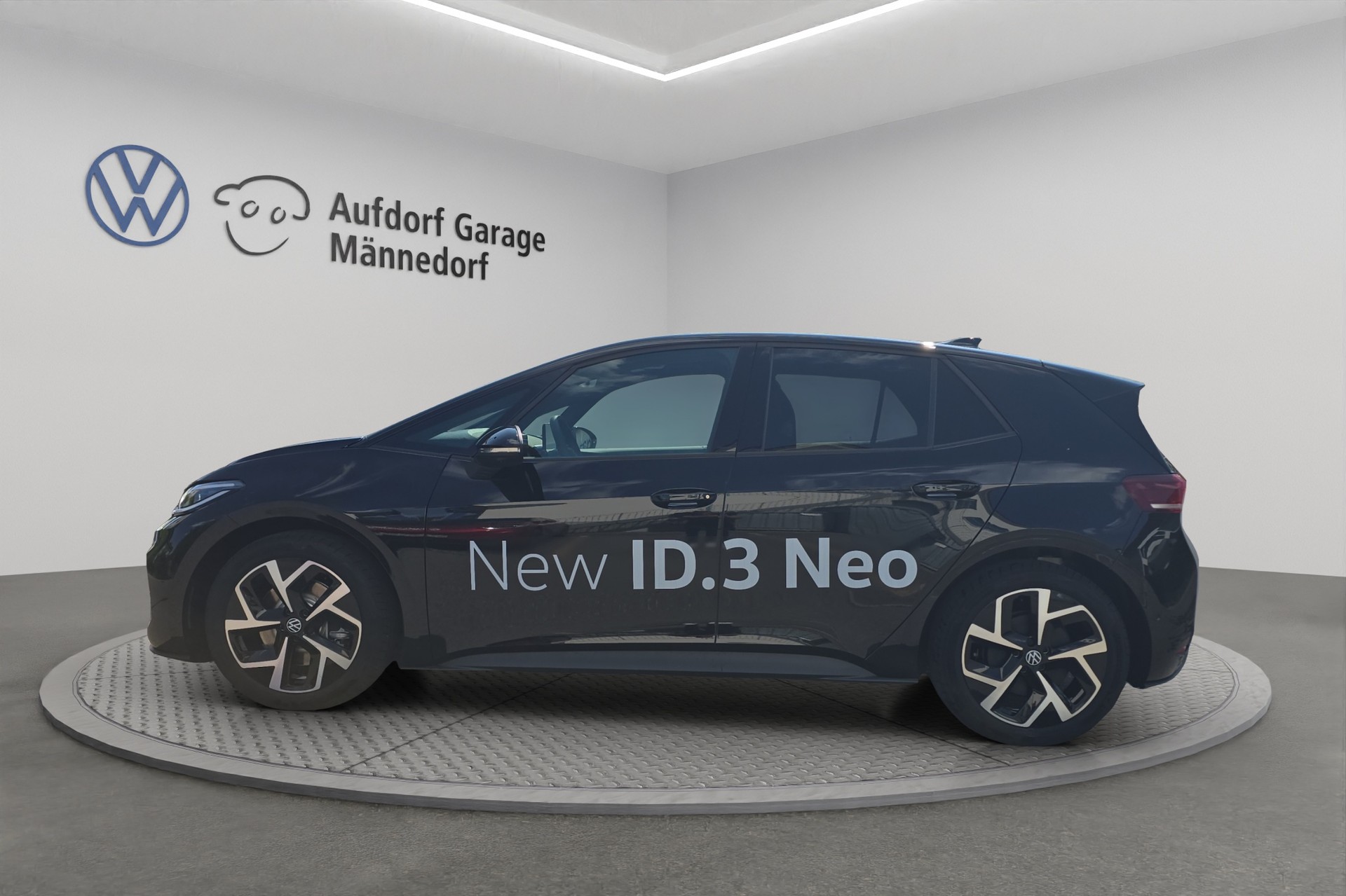 VW ID.3 Neo 79 kWh 231 PS Style-image-2