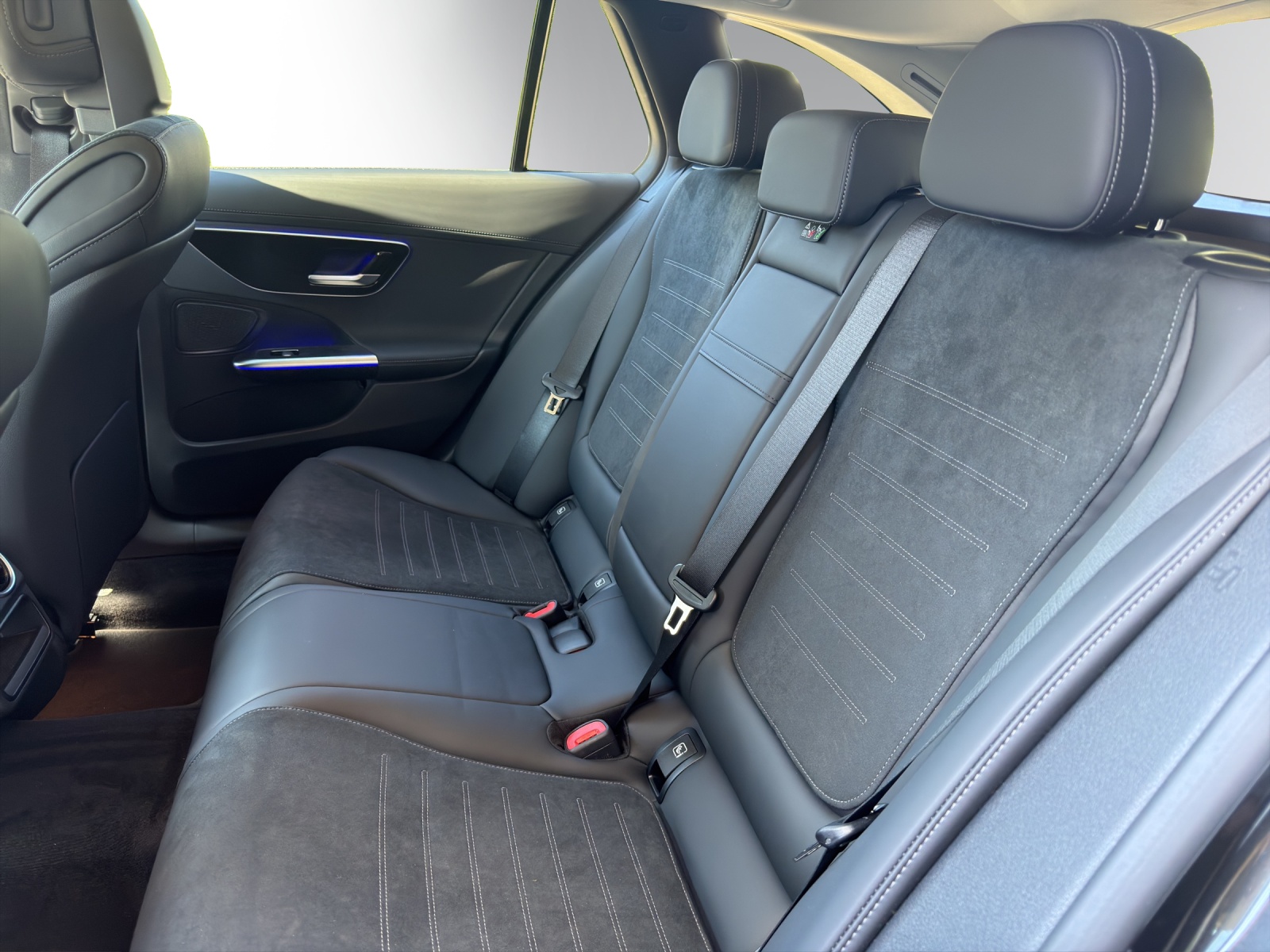 MERCEDES-BENZ C 220 d T 4 Matic Swiss Star-image-8