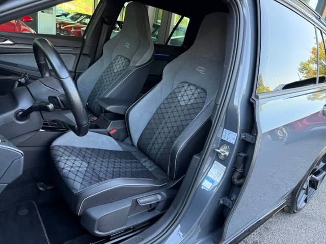 VW Golf 2.0 TSI R-Line DSG-image-10