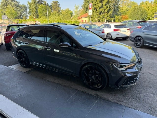 VW Golf 2.0 TSI R-Line DSG-image-4