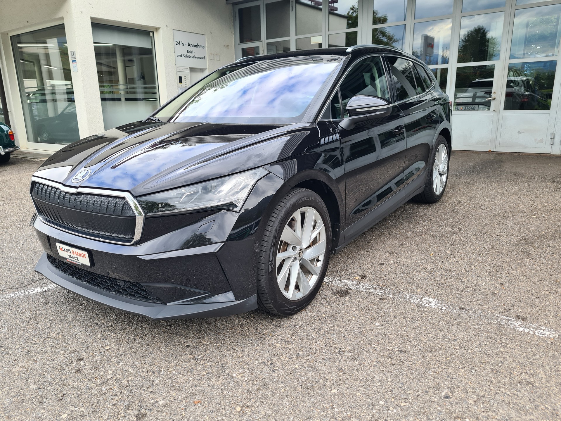 SKODA Enyaq iV 80x-image-0
