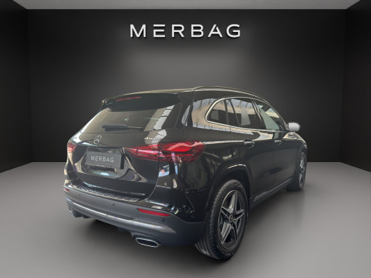 MERCEDES-BENZ GLA 250 4Matic Swiss Star-image-5