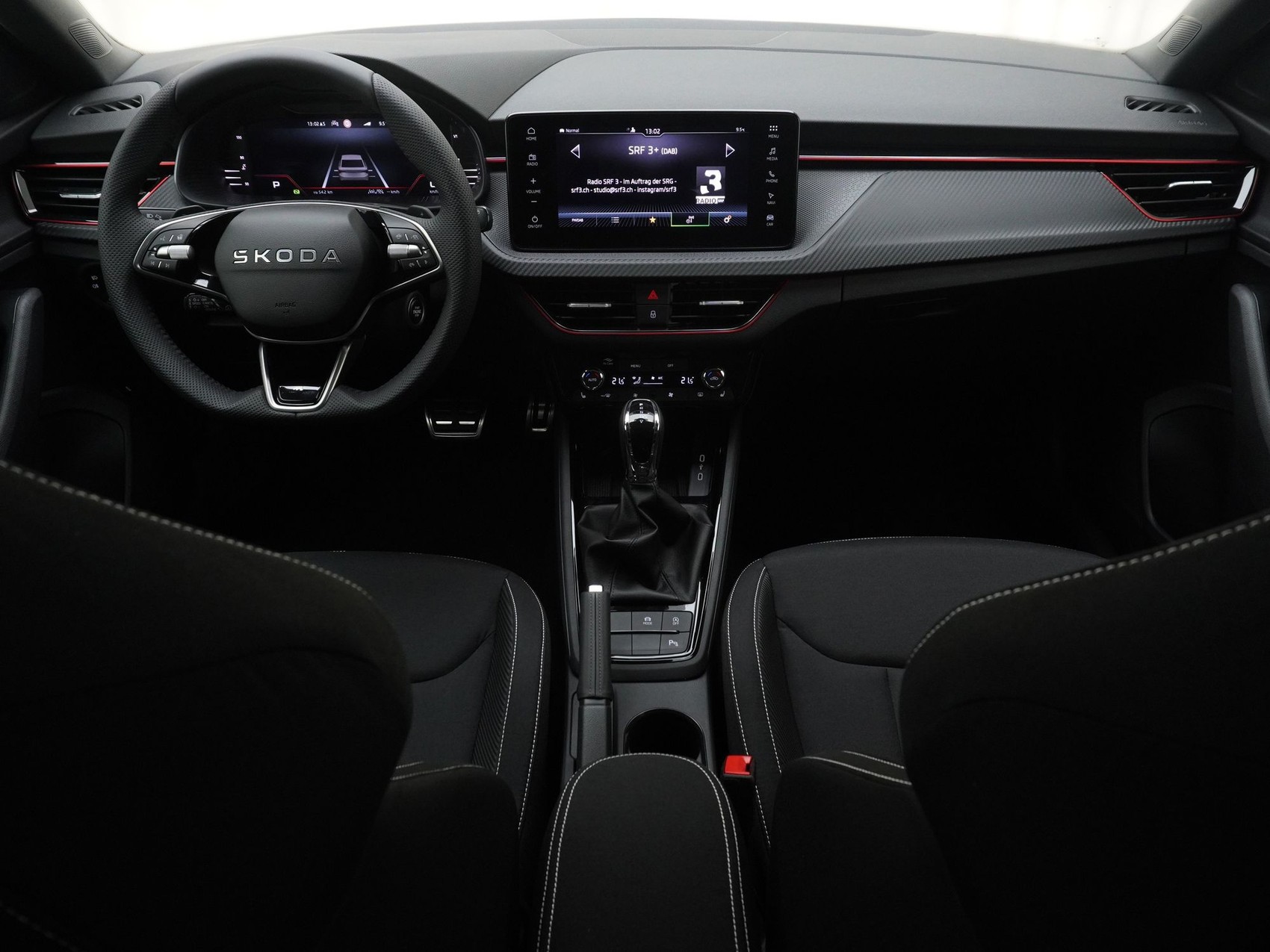 SKODA Kamiq 1.5 TSI Monte Carlo-image-11