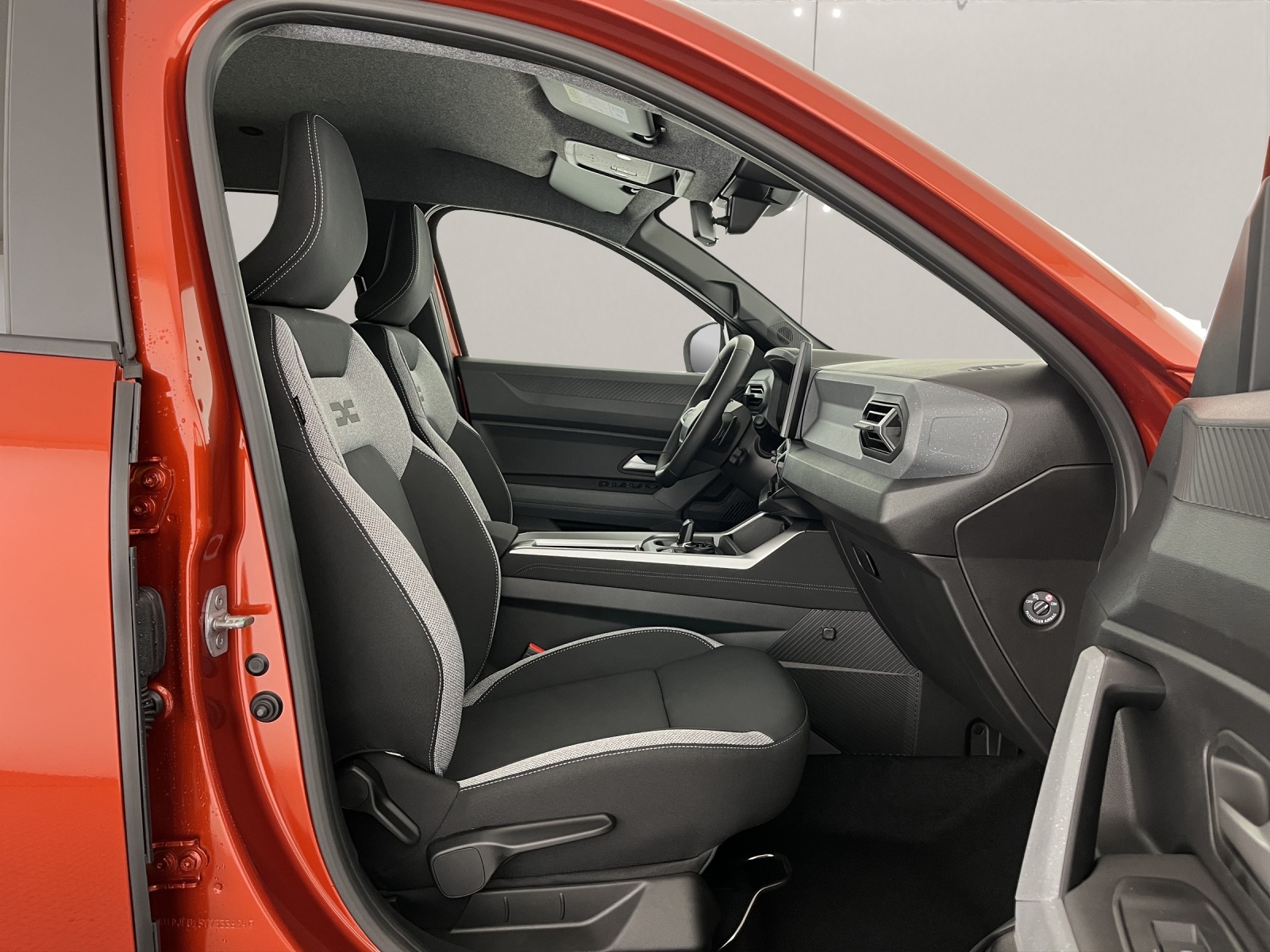 DACIA Bigster 1.2 Hybrid Journey 4WD-image-15