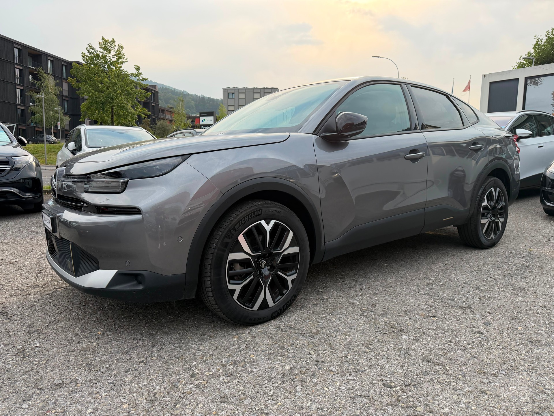 CITROEN C4 X HEV Max e-DCS6-image-0
