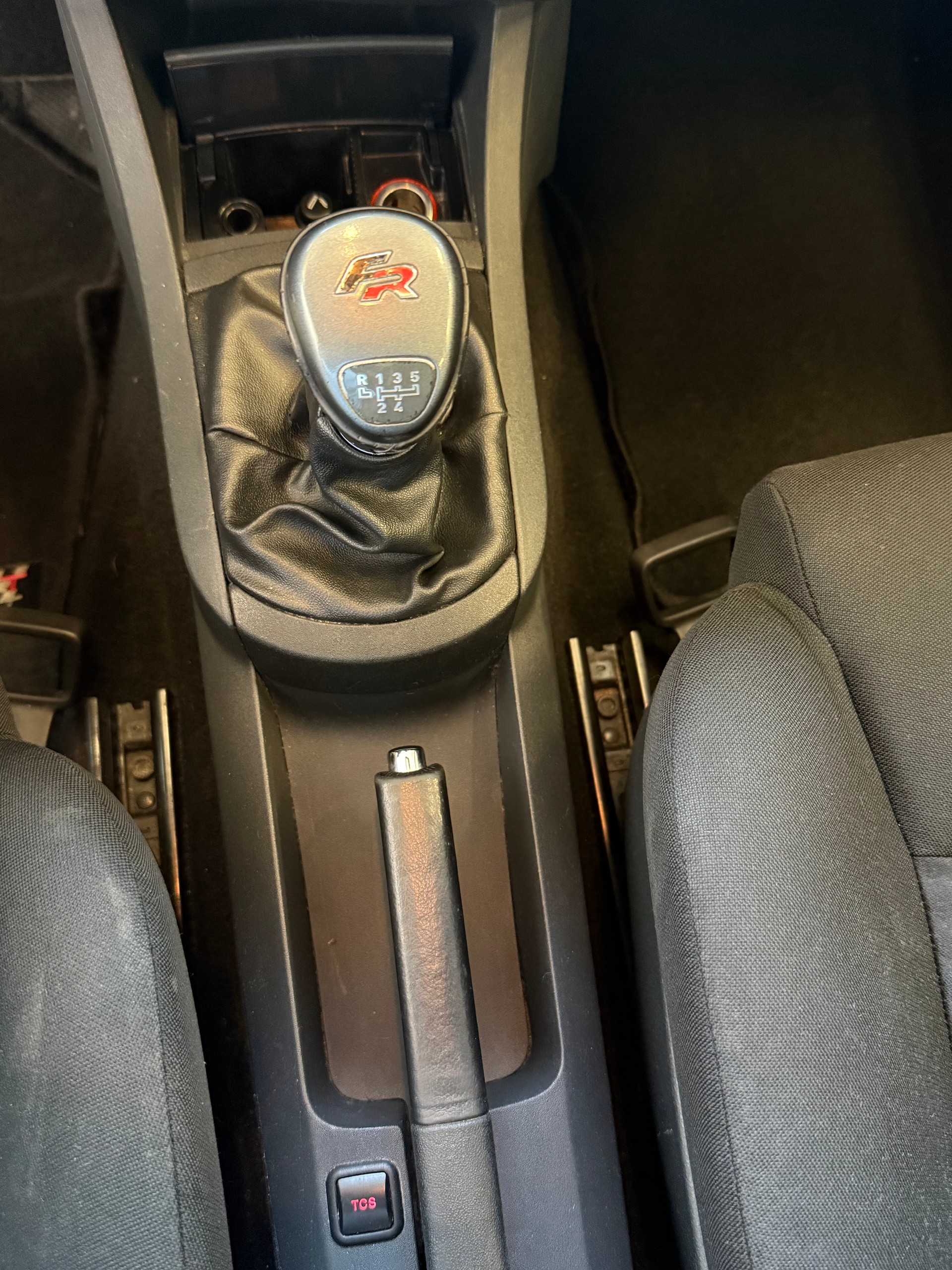 SEAT Ibiza 1.8 20V Turbo FR-image-14