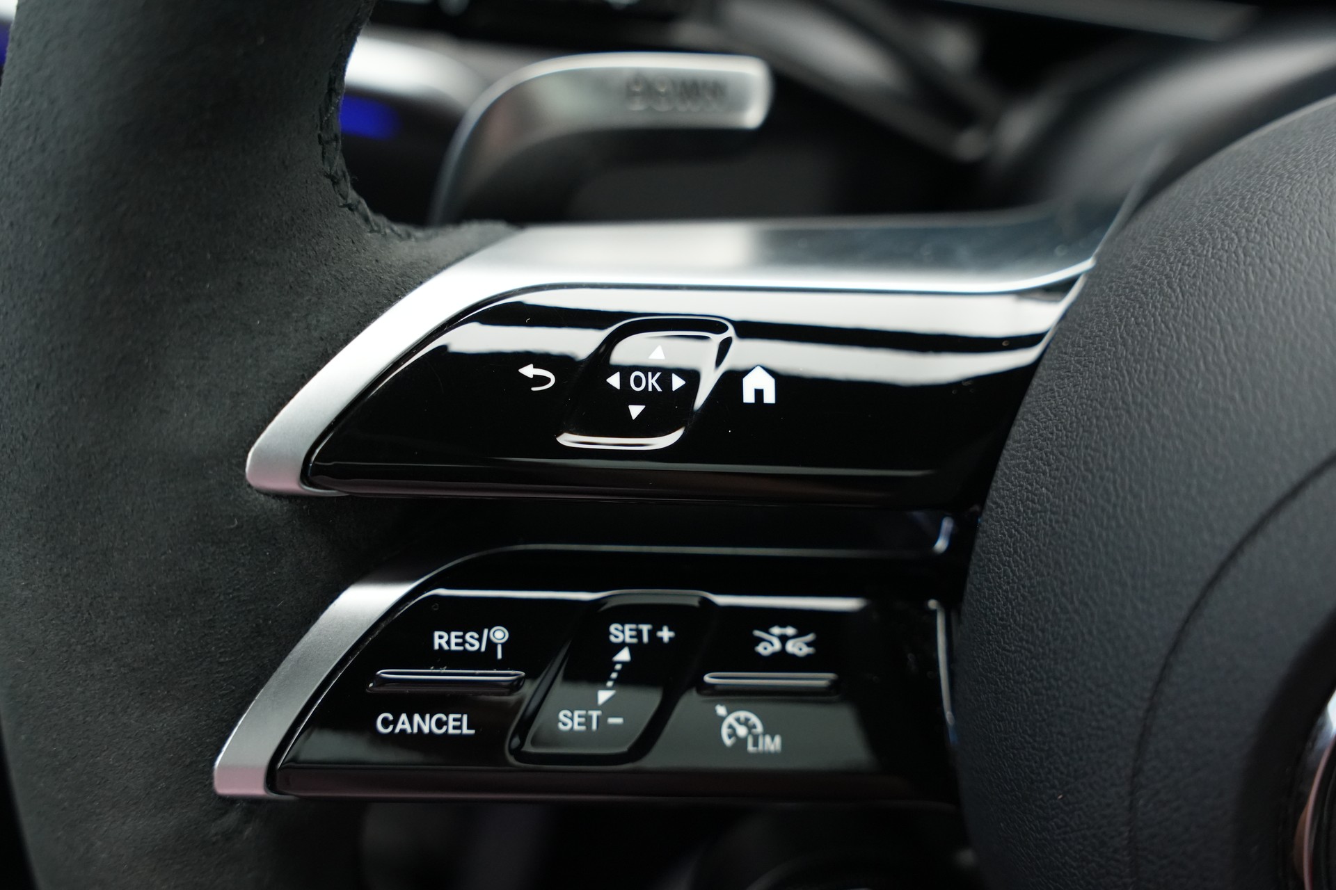 MERCEDES-BENZ GLC 43 AMG Executive Edition 4Matic 9G-Tronic *AHK* *Panorama*-image-25