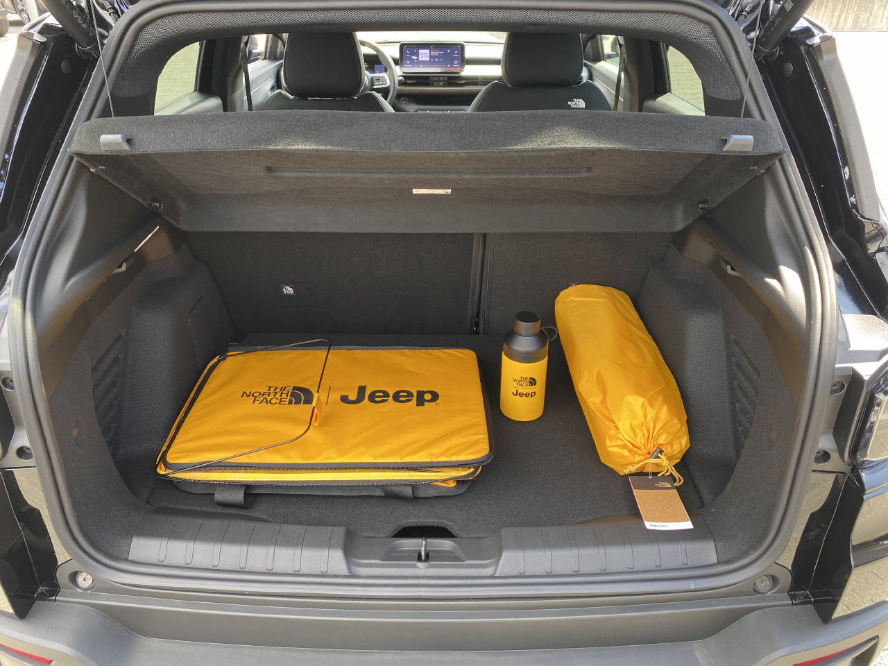 JEEP Avenger 1.2 MHEV The North Face 4xe-image-7