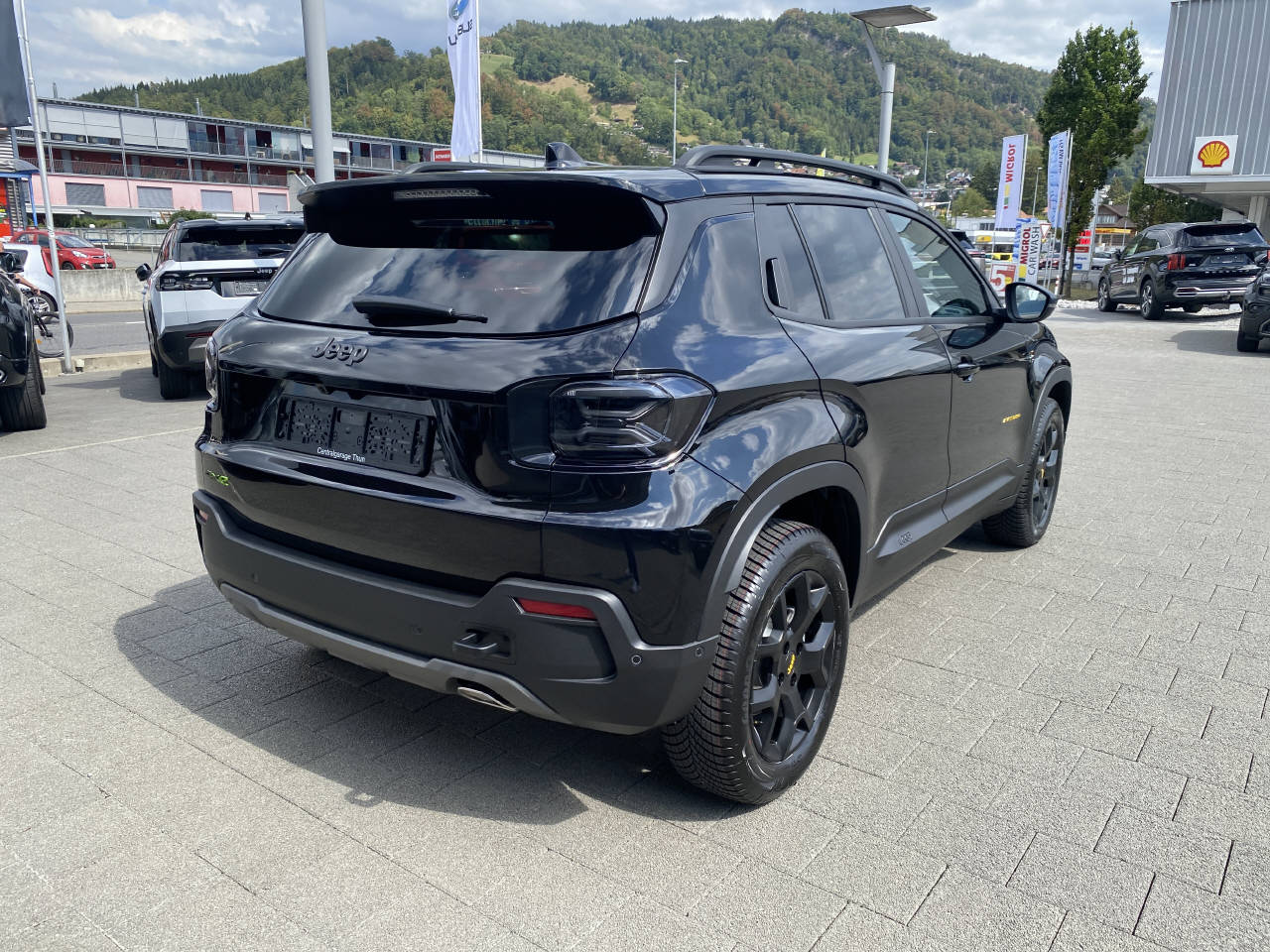 JEEP Avenger 1.2 MHEV The North Face 4xe-image-4