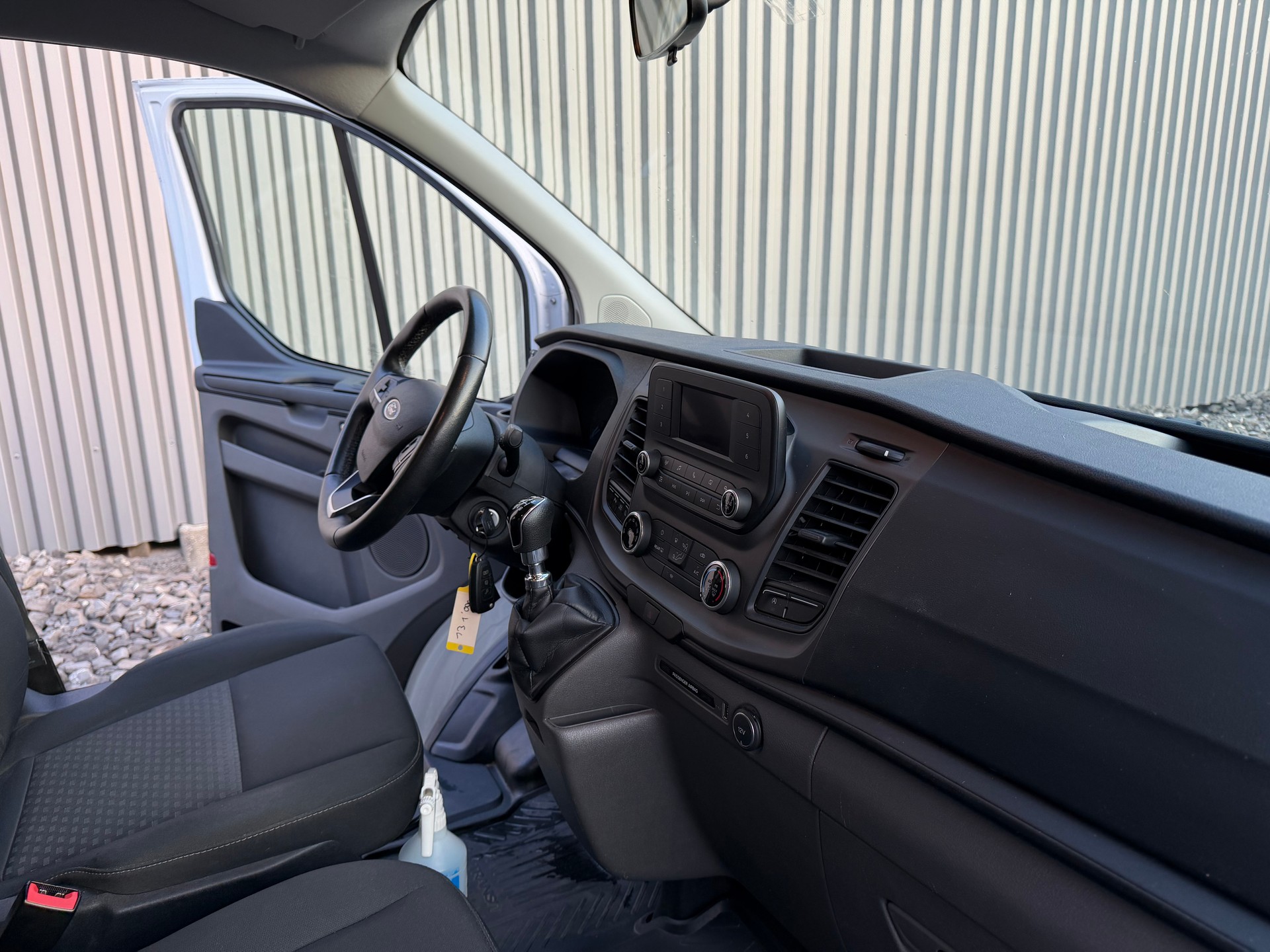 FORD Transit Custom 320 L1H1 Trend —-9 PLACES-image-17
