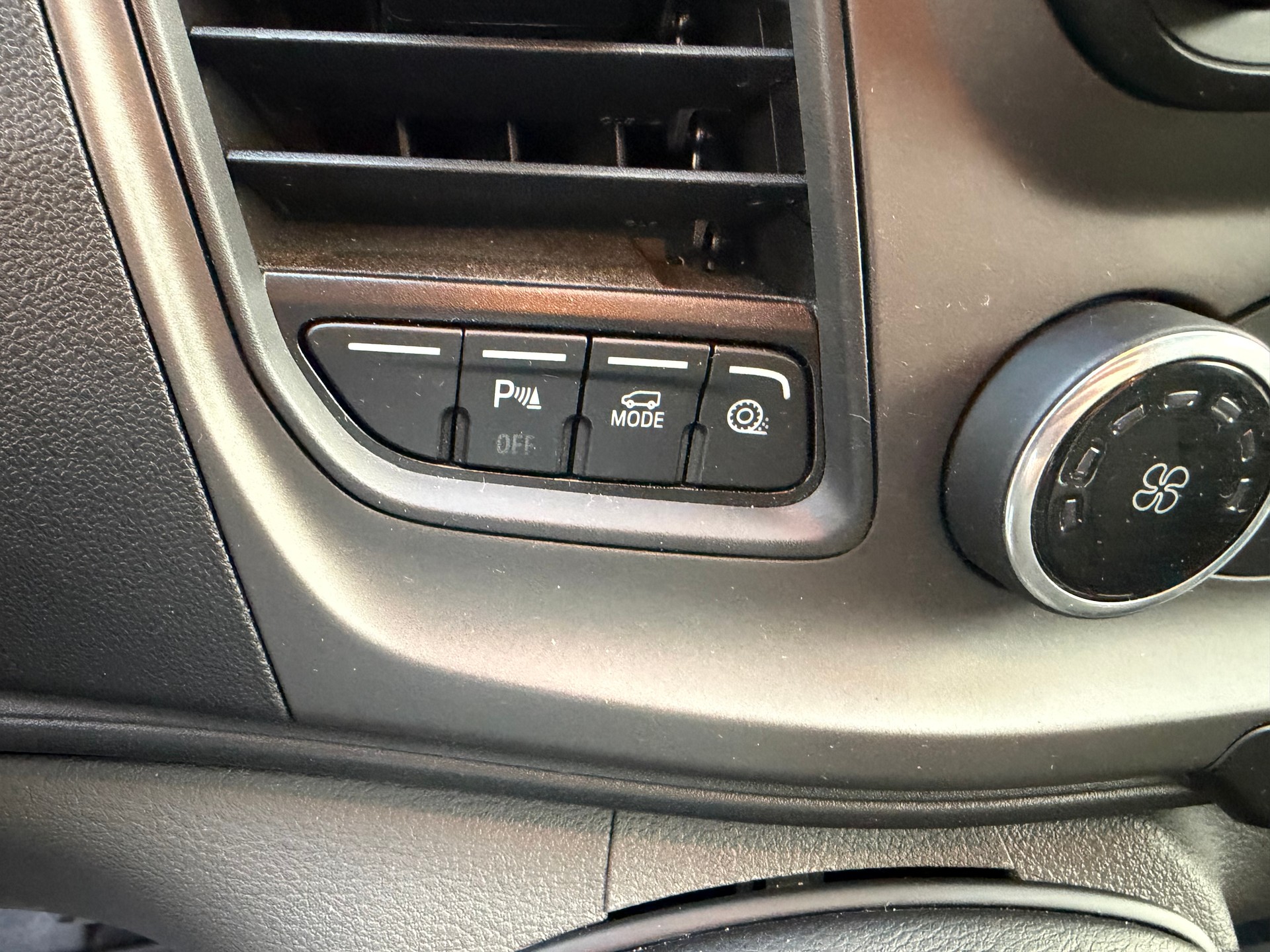 FORD Transit Custom 320 L1H1 Trend —-9 PLACES-image-35